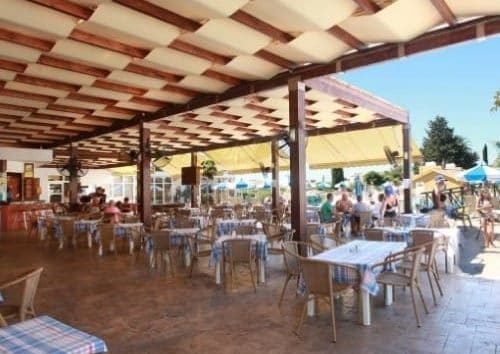Makronisos Holiday Village *** is located outside of the beautiful Ayia Napa
