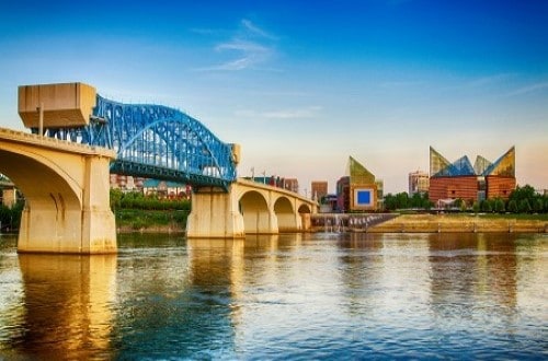 Chattanooga by day in USA Southern Sights and Sounds. Travel with World Lifetime Journeys