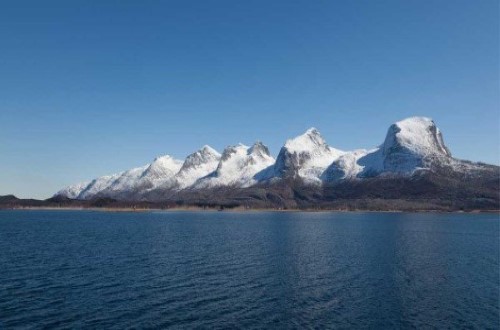 Day 10 Seven Sisters in winter. Travel with World Lifetime Journeys