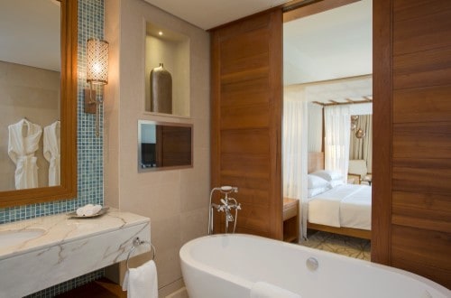 Park Deluxe King Bathroom at Park Hyatt Stone Town. Travel with World Lifetime Journeys