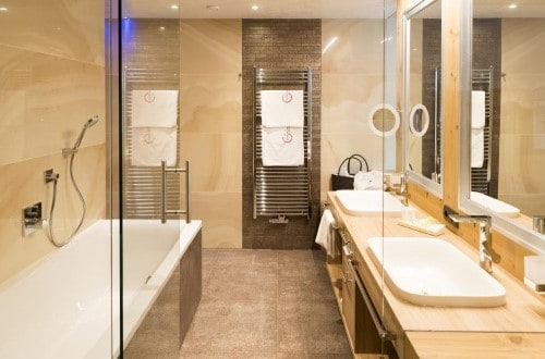 Ensuite bath at Hotel Alpbacherhof in Alpbach, Austria. Travel with World Lifetime Journeys