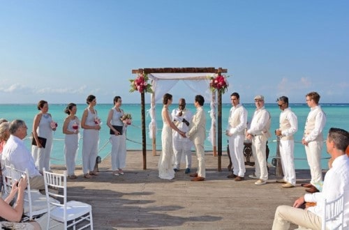 Let us organise your wedding at Essque Zalu, Zanzibar. Travel with World Lifetime Journeys