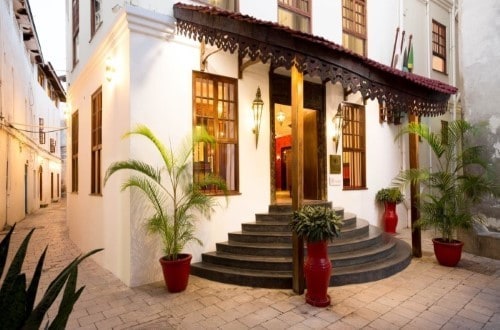 Main entry at DoubleTree Stone Town, Zanzibar. Travel with World Lifetime Journeys