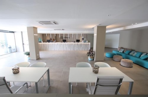 Reception area at Oh!tels Roquetas. Travel with World Lifetime Journeys