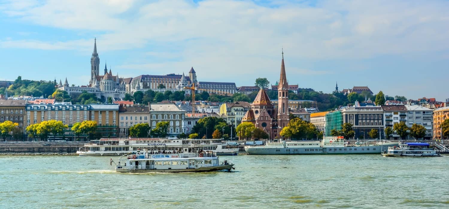 River cruises. Travel with World Lifetime Journeys