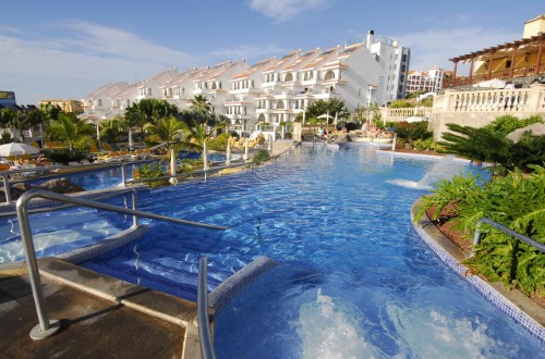 Swimming pool at Hotel Paradise Park Fun Lifestyle in Los Cristianos, Tenerife. Travel with World Lifetime Journeys
