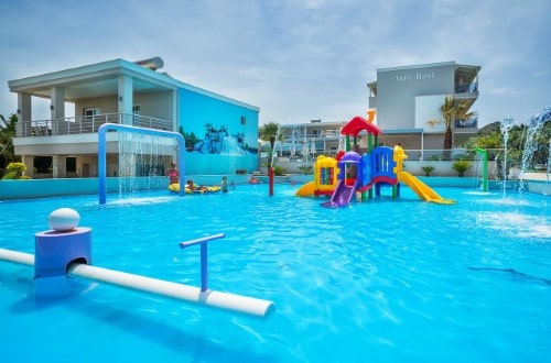 Kids pool at Anna Hotel in Halkidiki, Greece. Travel with World Lifetime Journeys