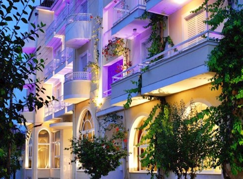 Palatino Hotel 4 stars in Zakynthos, Greece. Travel with World Lifetime Journeys