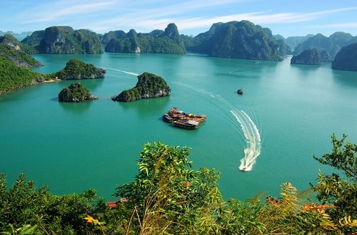 Discover Halong Bay in Classic Vietnam Cultural Tour
