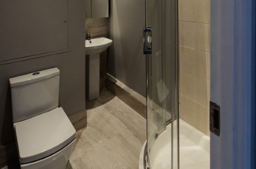 Ensuite bathroom at Dublin Central Suites in Ireland. Travel with World Lifetime Journeys