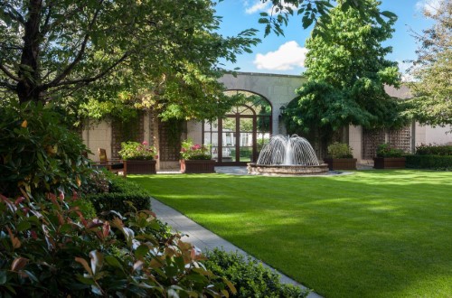 Garden view at InterContinental Dublin Hotel in Ireland. Travel with World Lifetime Journeys