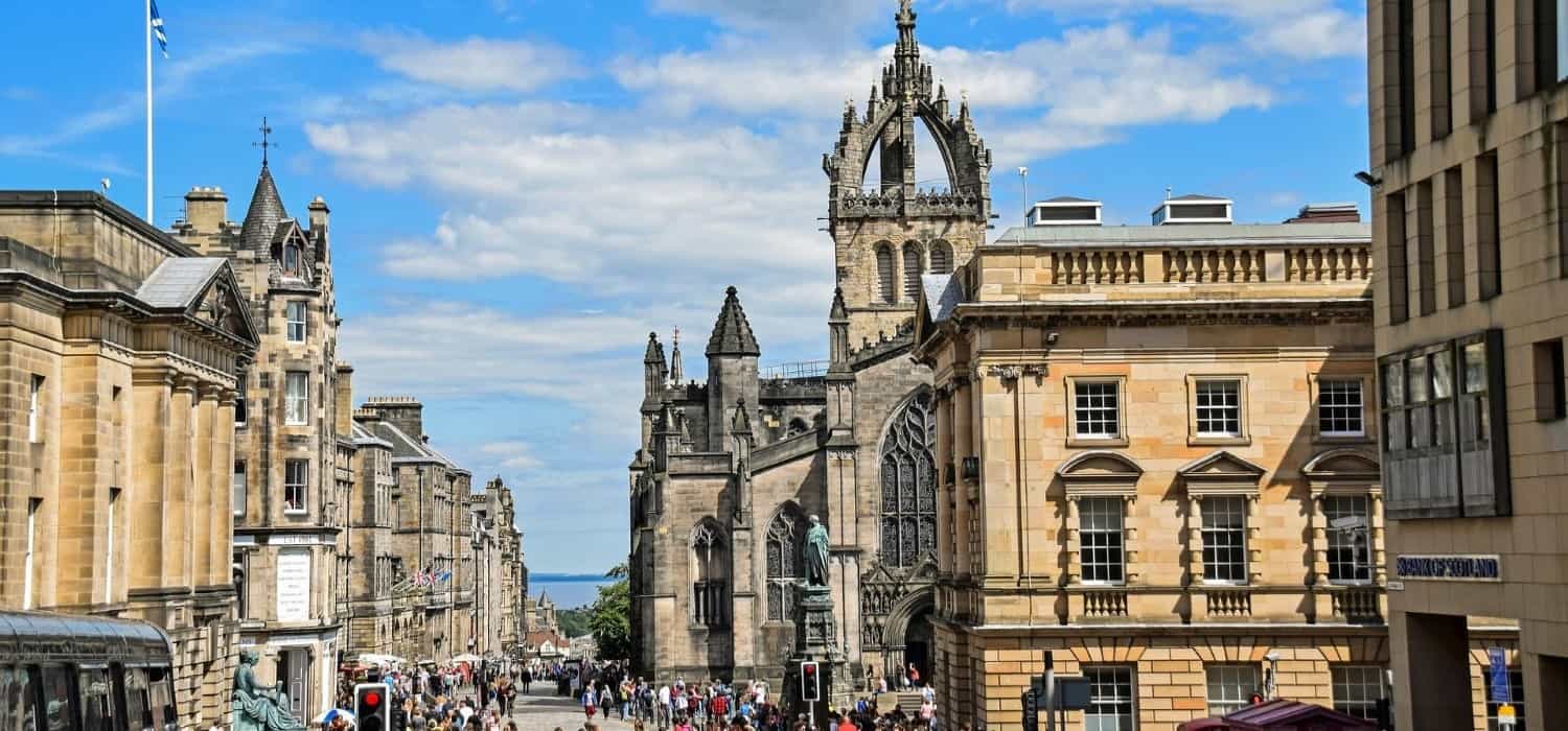 One mile street in Edinburgh, Scotland. Travel with World Lifetime Journeys