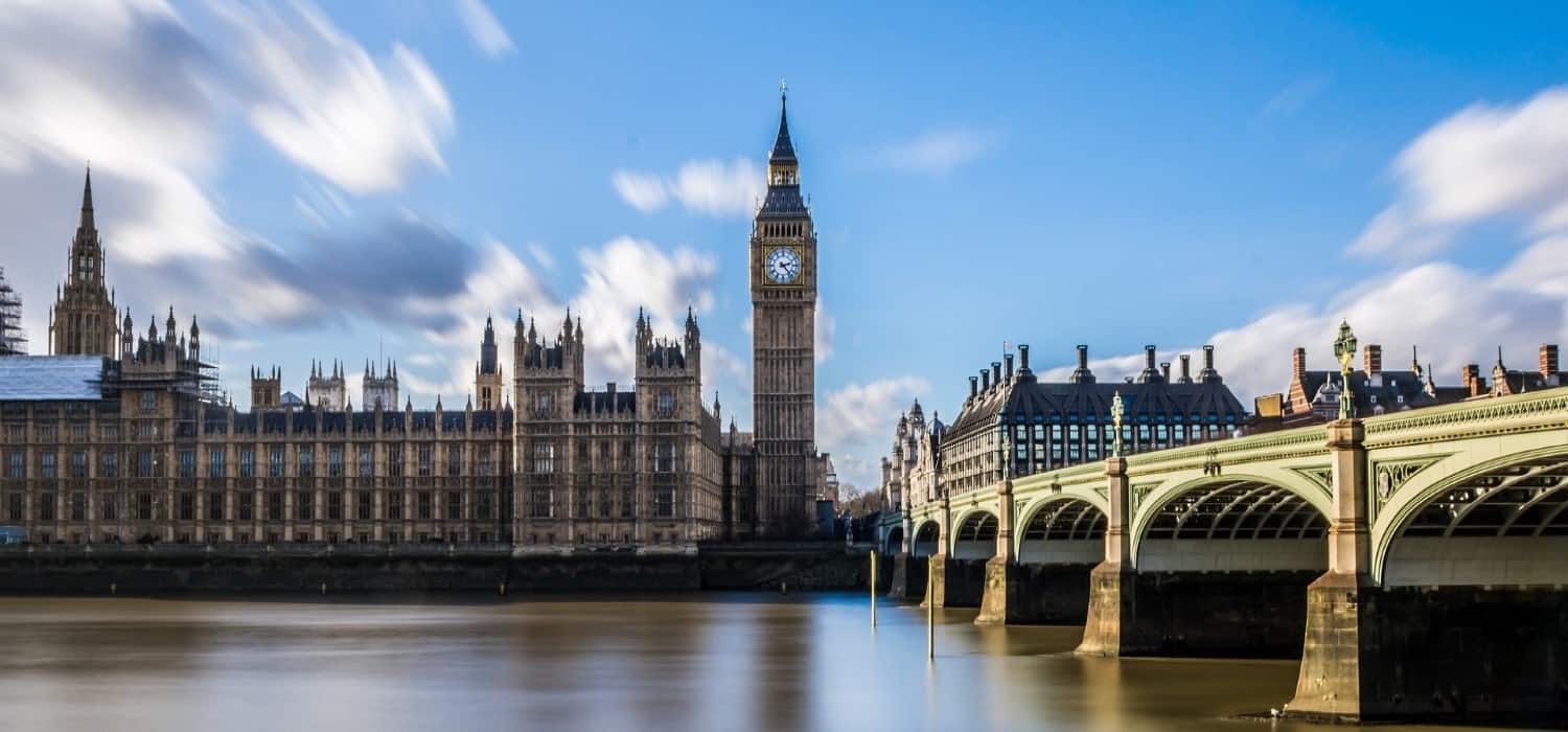 Parliament and Big Ben in London, United Kingdom. Travel with World Lifetime Journeys