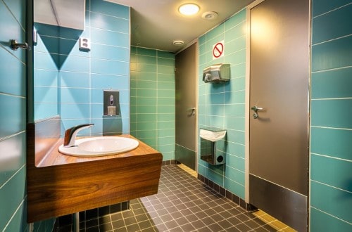 Shared bathrooms at Eurohostel Helsinki in Finland. Travel with World Lifetime Journeys