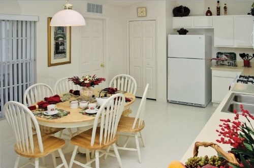 Villa Disney area III Florida kitchen. Villa Holidays USA. Travel with World Lifetime Journeys