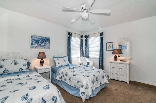 Villa Dolphin Florida bedroom 2. Villa Holidays Florida. Travel with World Lifetime Journeys