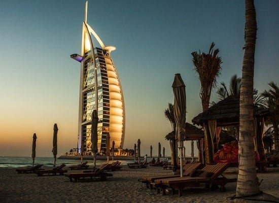 Beach holiday Dubai. Travel with World Lifetime Journeys
