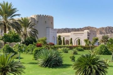 Family cruise Oman UAE product 500px. Travel with World Lifetime Journeys