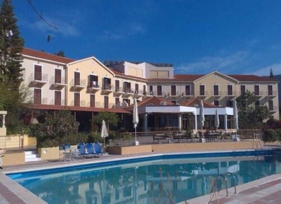 summer-holiday-kefalonia-karavados-hotel. Travel with World Lifetime Journeys
