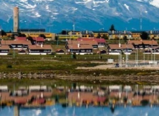 Antarctica Highlights of the Frozen Continent The snow clad mountains surrounding Ushuaia. Travel with World Lifetime Journeys