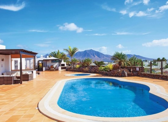 Private Luxury Villas Lanzarote Villa Buena Vista Bocaina. Travel with World Lifetime Journeys