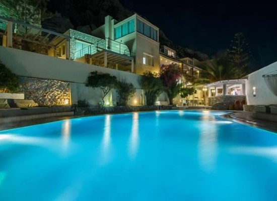 Antinea Suites and Spa Santorini. Travel with World Lifetime Journeys
