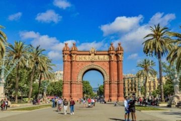 Apartment holiday Barcelona product 500px. Travel with World Lifetime Journeys