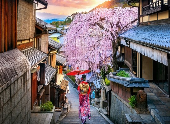 Japan Alps Cultural Tour. Travel with World Lifetime Journeys