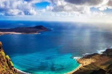 Summer Island Hopping Canaries product 500px. Travel with World Lifetime Journeys