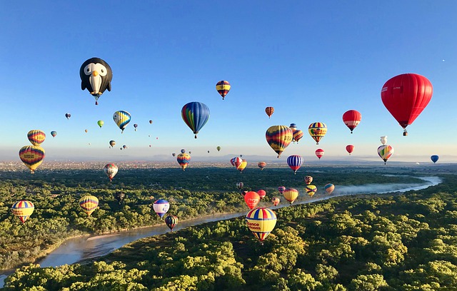 Self driving tour in North America Albuquerque New Mexico. Travel with World Lifetime Journeys