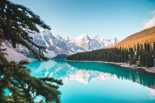 Heart of the Canadian Rockies Tour Banff NP. Travel with World Lifetime Journeys