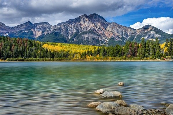 Heart Canadian Rockies Tour Heart of the Canadian Rockies Tour Jasper. Travel with World Lifetime Journeys